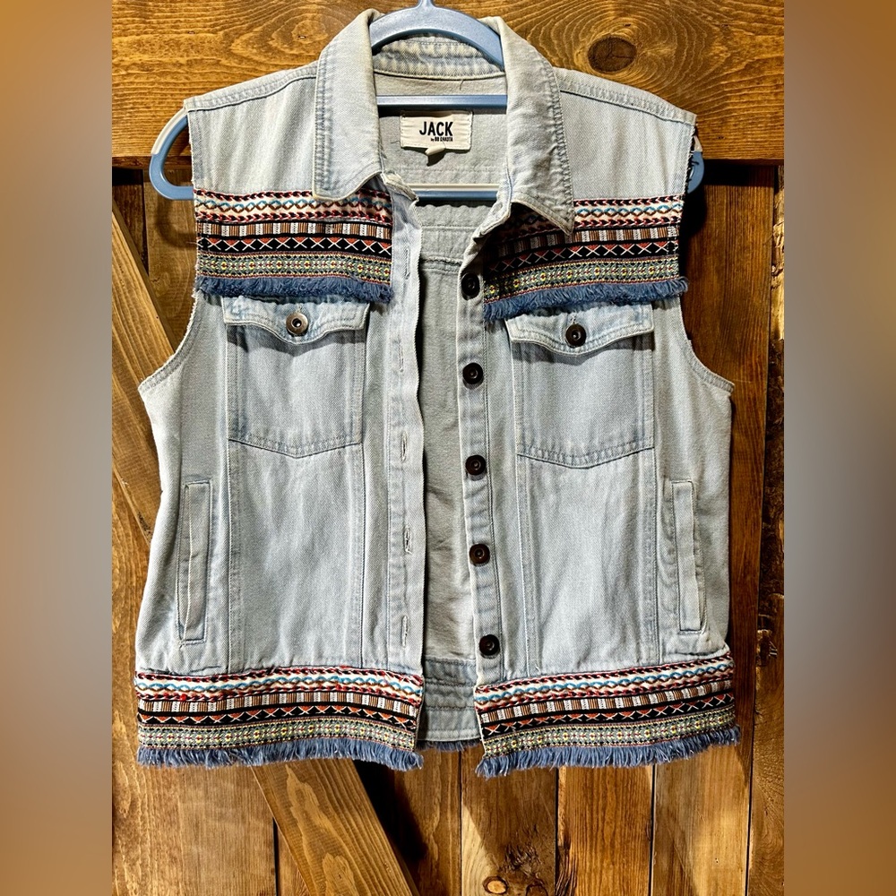 Jack by BB Dakota boho embroidered vest - Large